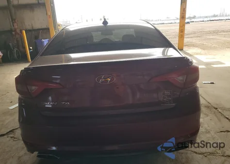 2015 Hyundai Sonata Sport z USA, uszkodzony, nr VIN 5NPE34AF2FH021922